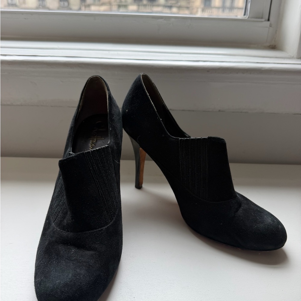 Cole Haan Black Suede Women's Heeled Booties - Nike air